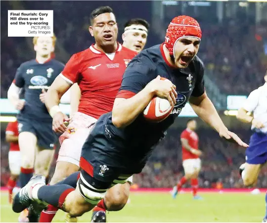  ?? PICTURES: Getty Images ?? Final flourish: Cory Hill dives over to end the try-scoring