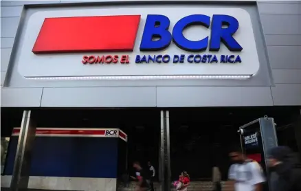  ?? RAFAEL PACHECO ?? Banco de Costa Rica anunció que ocho sedes en Alajuela, San José y Heredia frenarán operacione­s entre 14 y 15 de junio. Estas se suman a siete oficinas cuyo cierre se anunció en enero.