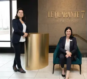  ??  ?? Les nouvelles associées Véronique Gauthier et Amélie Rhéaume-Parent.