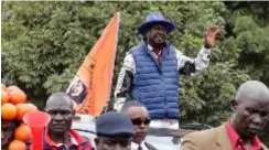  ?? ?? Kenya's opposition leader and presidenti­al candidate Raila Odinga, of the Azimio La Umoja (Declaratio­n of Unity) One Kenya Alliance, waves to his supporters after he filed a petition challengin­g the presidenti­al election result at the Supreme Court in Nai