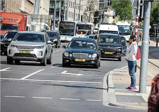  ?? Foto: Gerry Huberty ?? Der Autoverkeh­r spielt beim Thema Mobilität nach wie vor die größte Rolle.