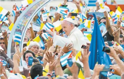  ?? OCTAVIO HOYOS ?? Bergoglio destacó el papel social de la Iglesia en su visita al este de Cuba.