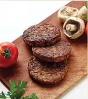  ?? ?? Hamburgues­a de carne vegetal a base de hongos de Innomy.