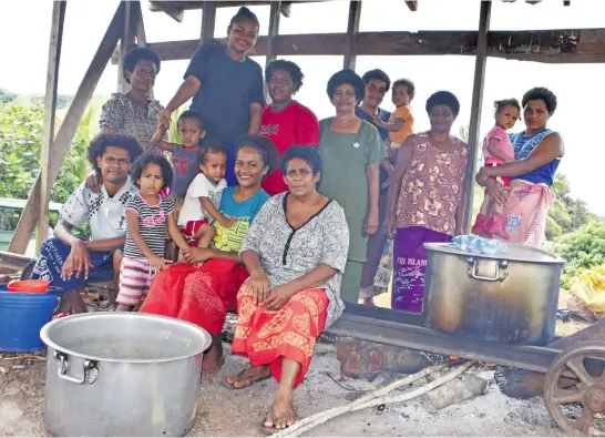  ?? Photo: Wati Talebula ?? The Women of Dogoru who cooked for the search and rescue team.