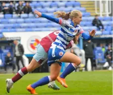  ?? Picture: Steve Smyth ?? Amalie Eikeland on the run for Reading