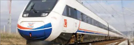  ??  ?? son yıllarda meydana gelen tren facialarıy­la anılan TCDD, hızlı trenlerle 2018 yılında 8.1 milyon kişiyi taşırken bu sayı 2019 yılında 8.2 milyona yükseldi.