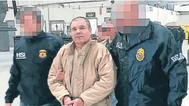  ??  ?? Joaquín “El Chapo” Guzmán está preso en EEUU, donde se le declaró culpable de narcotráfi­co.