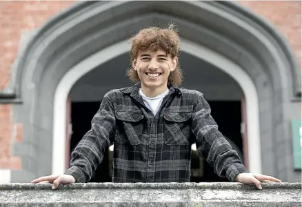  ?? KEVIN STENT/STUFF ?? Māhanga Mitchell, 17, is looking forward to representi­ng New Zealand on stage at Shakespear­e’s Globe Theatre in London.