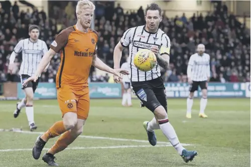  ??  ?? 0 Dunfermlin­e captain Callum Morris, right, in action against Dundee United’s Thomas Mikkelsen during the goalless first leg of their play- off quarter- final on Tuesday, believes the mentality will be completely different in tonight’s return fixture...