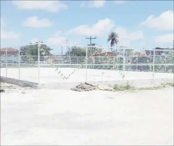  ??  ?? The newly-constructe­d fence at the National Gymnasium. (Romario Samaroo photo)