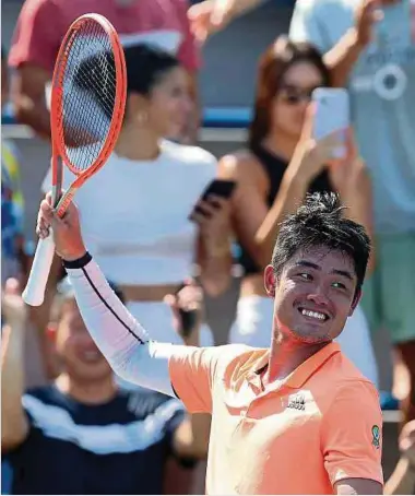  ?? Foto: AFP ?? Yibing Wu ist der erste Chinese, der die Runde der letzten 32 bei einem Grand-Slam-Turnier erreicht.