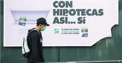  ?? JESÚS G. FERIA ?? En junio se firmaron 37.961 hipotecas para la compra de vivienda, a una media de 25 años