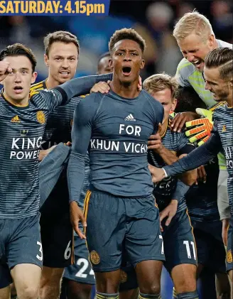  ?? REUTERS ?? Honoured: Demarai Gray reveals a T-shirt tribute after scoring at Cardiff