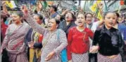  ?? PTI FILE ?? People take part in a rally to demand separate state of Gorkhaland in Darjeeling on Saturday.