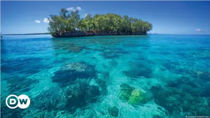  ?? ?? Low-lying islands in the Pacific are particular­ly vulnerable to climate change