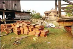  ?? SUPPLIED ?? Authoritie­s seize illegal luxury timber that was discovered in the Srepok Wildlife Sanctuary in Mondulkiri province on Sunday.