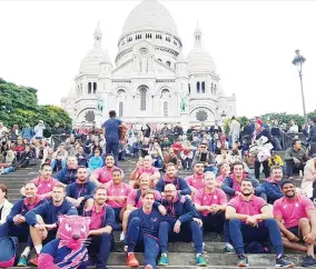  ??  ?? Pretty in pink: Stade players on the steps of the Sacre Coeur