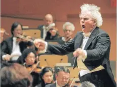  ??  ?? ► En mayo, el director británico Simon Rattle dará dos conciertos junto a la Sinfónica de Londres.