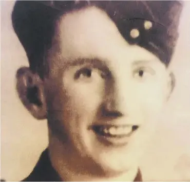  ??  ?? 0 Jimmy Johnstone as a young soldier, unaware of the horrors to come