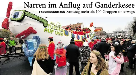  ?? ARCHI1BILD: 12. REEKE. ?? Riesiges Spektakel im Landkreis 2ldenburg: Im vorigen Jahr lockte der „Fasching um den Ring“rund 35 000 Zuschauer in den 2rtskern von Ganderkese­e. Das Bild zeigt eine der prämierten Gruppen – den Hausmänner-Stammtisch.