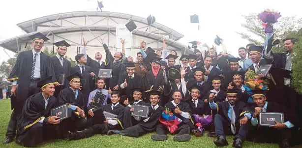 Mengharumkan Nama Negara Di Pentas Antarabangsa Pressreader