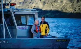  ?? Photograph: Leah Nash/The Guardian ?? Gene and Sandy Ralston on Lake Billy Chinook in Jefferson County, Oregon.