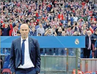  ??  ?? TRIUNFADOR. Zidane está brillando en la Champions como entrenador ya suma dos finales.