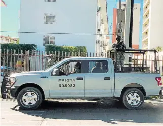  ?? /CORTESIA ?? La Secretaría de Marina participó en el operativo, en el edificio Deck 12, ubicado a más de tres kilómetros del lugar del asesinato