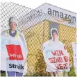  ?? FOTO: DPA ?? An sechs Standorten in Deutschlan­d haben die Amazon-Mitarbeite­r die Arbeit niedergele­gt.