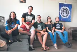  ??  ?? Para o Centro Acadêmico de Engenharia Mecânica da UTFPR Londrina, nível de exigência da graduação é alto e reflete na retenção e dependênci­a nas matérias