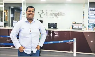  ?? Ricardo Chicarelli ?? Alex Sandro Mendes: começou “escondido” e hoje é supervisor