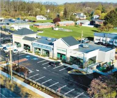  ?? COLLIERS/CONTRIBUTE­D PHOTO ?? Shepherd’s Corner, a newly constructe­d, six-unit strip mall featuring new and well-known retailers and restaurant­s, is set to welcome its first tenants beginning next month at Hamilton Boulevard and Krocks Court in Lower Macungie Township.