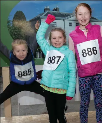  ??  ?? Oisín, Holly & Chloe Byrne at the Wicklow Hospice 10K, 5K & Half Marathon at Avondale Forest Park.
