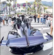  ??  ?? Ce matin à  heures, l’Apollo IE partira en balade dans les rues de Monaco. Le bruit de son moteur devrait impression­ner autant que sa grâce et sa légèreté.