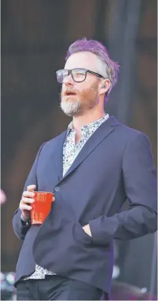  ??  ?? ► Matt Berninger, vocalista de la banda estadounid­ense The National.