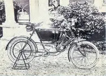  ??  ?? A 1903 model with a V-twin engine more usually fitted to the company’s tandem model.