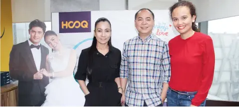  ??  ?? Marketing Head Milette Rosal, Content and Programmin­g Head Jeffrey Remigio and Marketing Manager Patricia Paredes at the HOOQ “On The Wings of Love” Fans Day