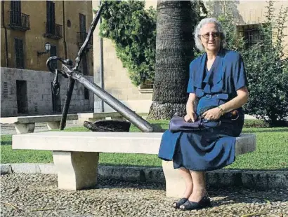  ?? JAIME REINA ?? La referència. Aina Moll –el 2002 a Palma– va ser una figura clau de la normalitza­ció del català com a directora general de Política Lingüístic­a de la Generalita­t del 1980 al 1988