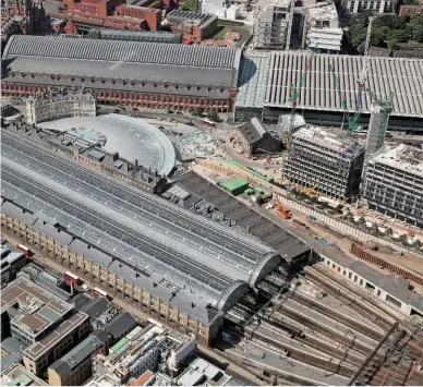  ?? ALAMY. ?? The remodellin­g of King’s Cross will lead to a reduction in the number of platforms from 12 to 11 although capacity will still be increased by a reduction in conflictin­g train movements and faster line speeds.