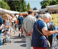  ?? Foto: Anja Fischer ?? Auf dem Laurentius­markt, der am dritten Tag des Volksfeste­s stattfinde­t, gibt es jede Menge zu entdecken.