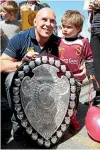  ??  ?? Jason Rutledge poses with the Ranfurly Shield at Invercargi­ll airport in 2009.