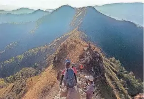  ?? PHOTOS BY DAVE STAMBOULIS ?? Khao Chang Phueak is Thailand’s most exhilarati­ng mountain climb.