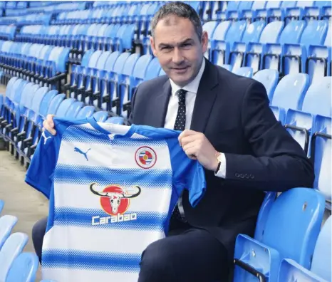  ?? Pictures: Phil Creighton ?? Paul Clement holds up his new home shirt as he is unveiled to the press