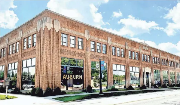  ?? STEVE STEPHENS PHOTOS/SPECIAL TO COLUMBUS DISPATCH ?? The Auburn Cord Duesenberg Automobile Museum was once the headquarte­rs of the Auburn Automobile Company.