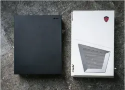  ??  ?? The Xbox One X (left) and Trident (right), as seen from above.