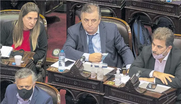  ?? ROLANDO ANDRADE ?? En sus bancas. Referentes del interbloqu­e de Juntos por el Cambio de la Cámara de Diputados, Silvia Lospenatto, Mario Negri, Cristian Ritondo y Alfredo Cornejo.