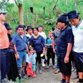  ??  ?? PROGRAMA. La ejecutoria de planes en Yacuambi sigue su cronograma de intervenci­ón.