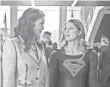  ?? DIYAH PERA, THE CW ?? Lynda Carter lends some star power to Melissa Benoist and Supergirl.
