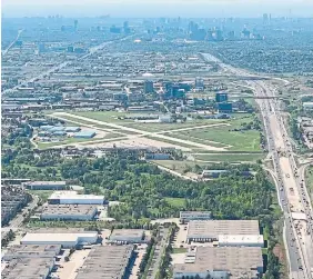  ?? MARK BROOKS ?? Once located on the fringes of the city, Markham’s Buttonvill­e airport is now surrounded by residentia­l homes and new developmen­t. It will cease operations on Nov. 30.