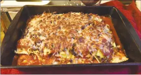  ?? Flip Putthoff/NWA Democrat-Gazette ?? Ground venison is a main ingredient in venison lasagna. The recipe only has four basic ingredient­s, including one that’s a surprise.